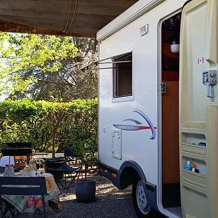 Verrecheznous - Camping Car Et Spa 公寓 索米尔